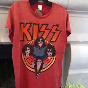 NWT Madeworn Women’s KISS Band Tee. Size Small